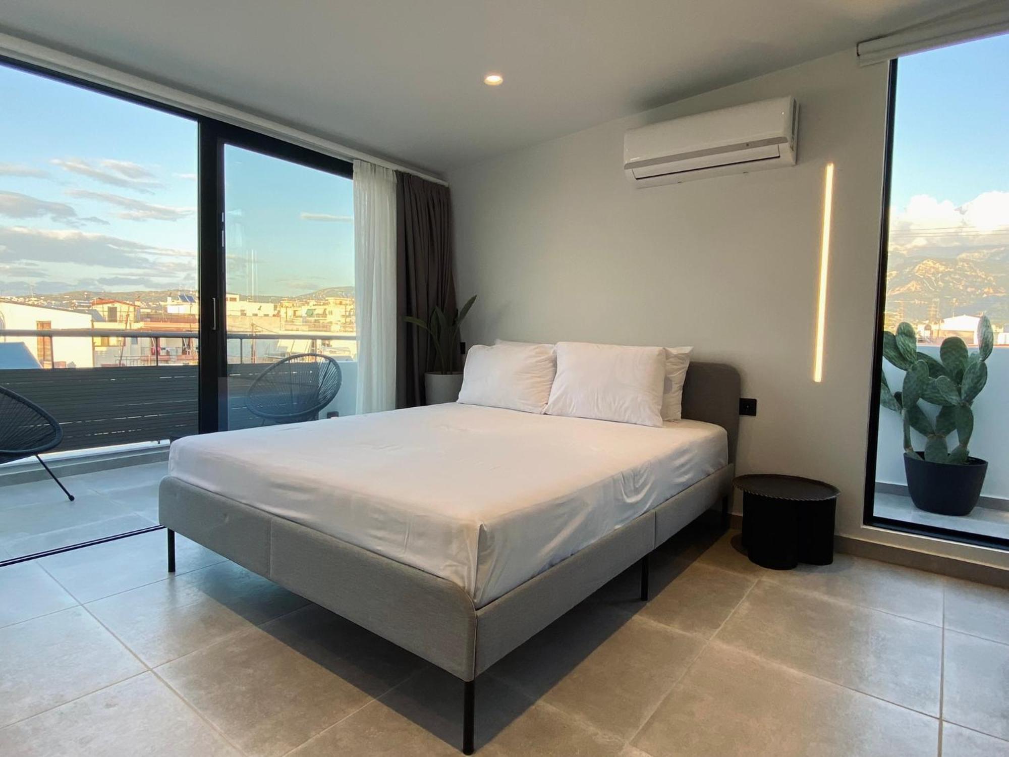 Hyperion Penthouse Apartment Patras Exterior foto