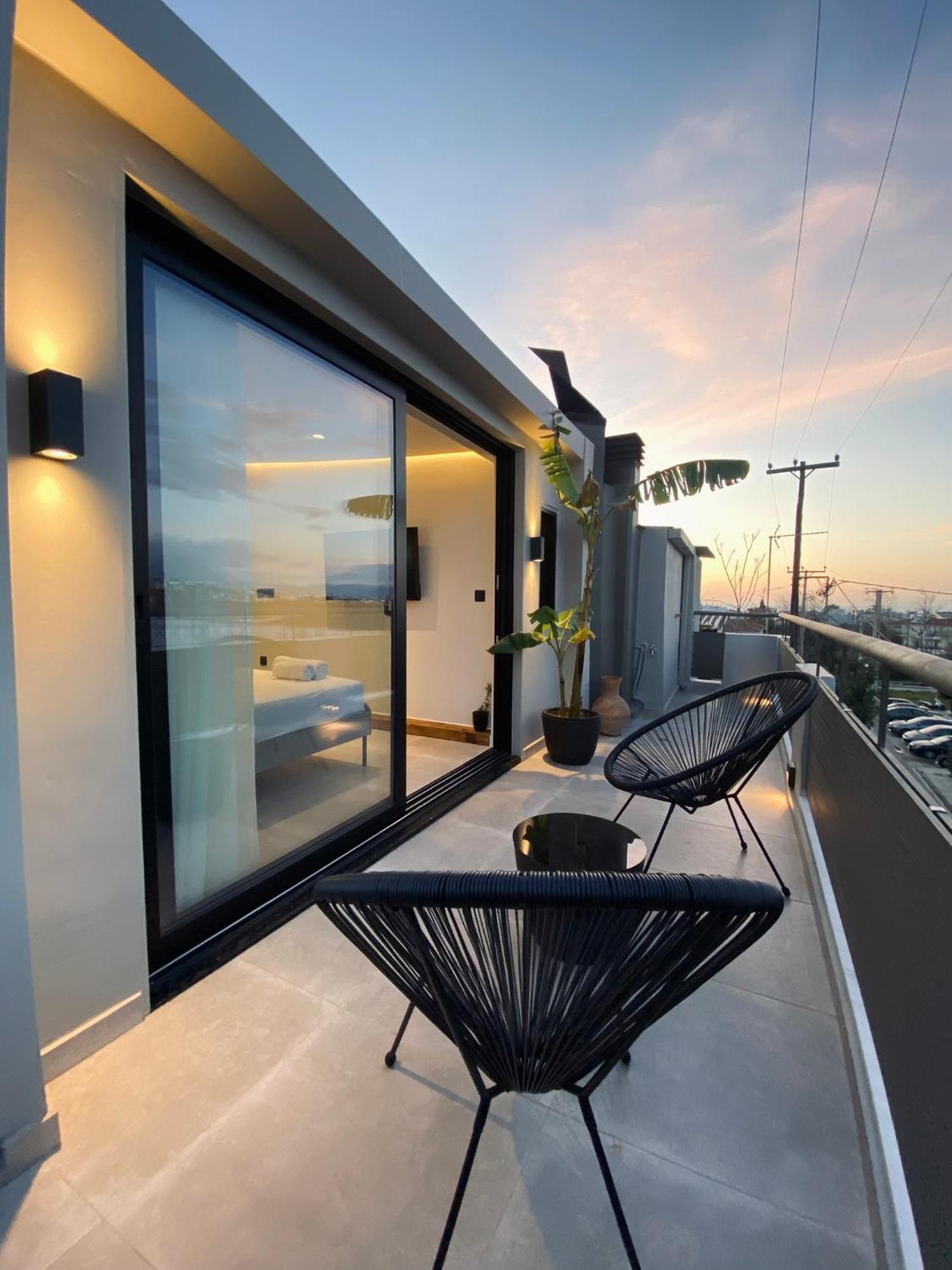 Hyperion Penthouse Apartment Patras Exterior foto